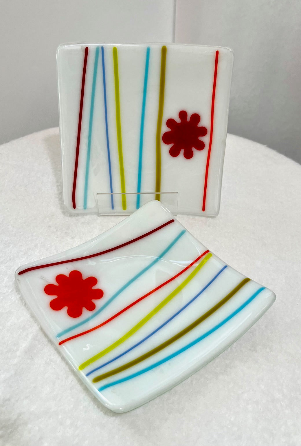 Fused Glass Appetizer plate: Threads + Flower (Debbi LoCicero) – 2