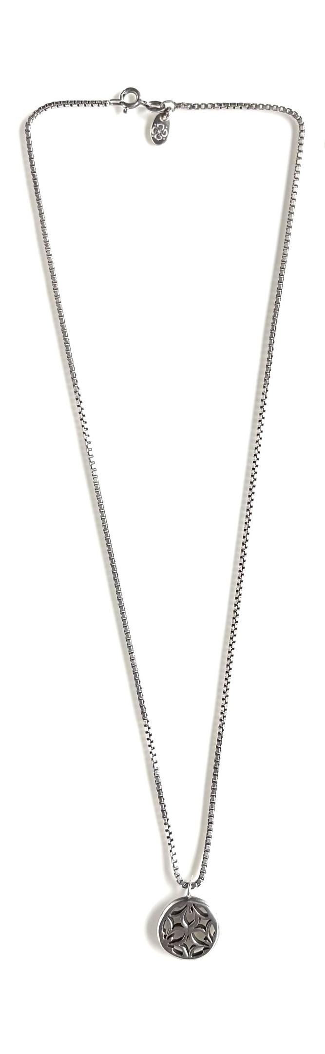PD016 Balloon Flower Kamon pendant (Carol Koch) – 2