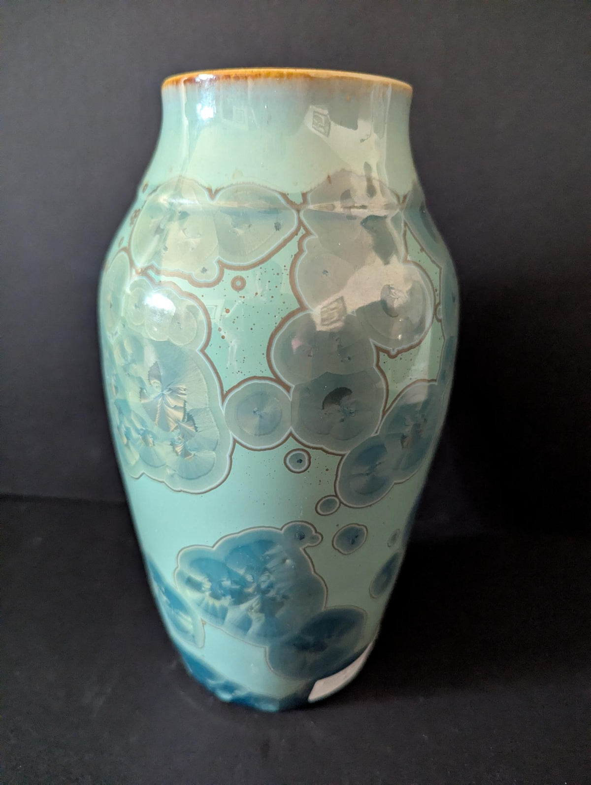 Porcelain vase, green with blue green crystal (Roark Shirley) – 2