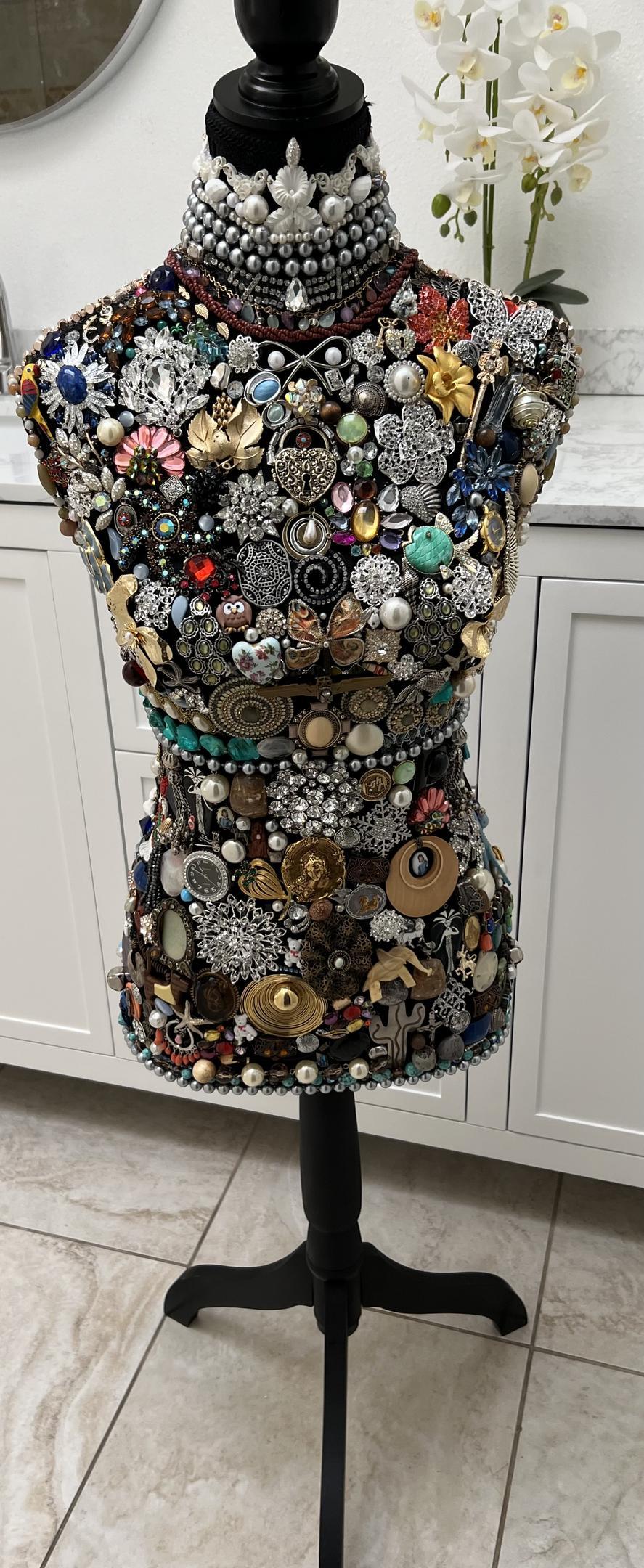 Jewel-ie (Debra Kay Knaeble)