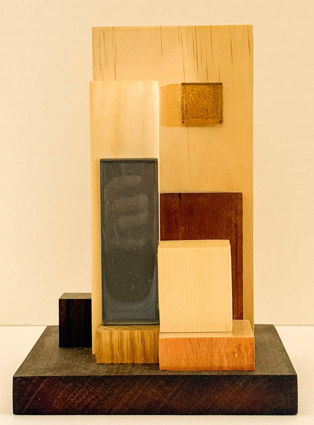 Modern Assemblage (Tom Minderhout) – 2