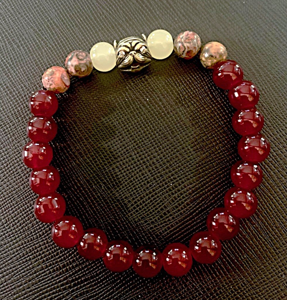 Bulldog & Red Carnelian stretch bracelet (David Burr) – 2