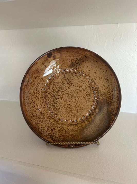 Cocoa Brown Plate (Anne OBrien) – 2