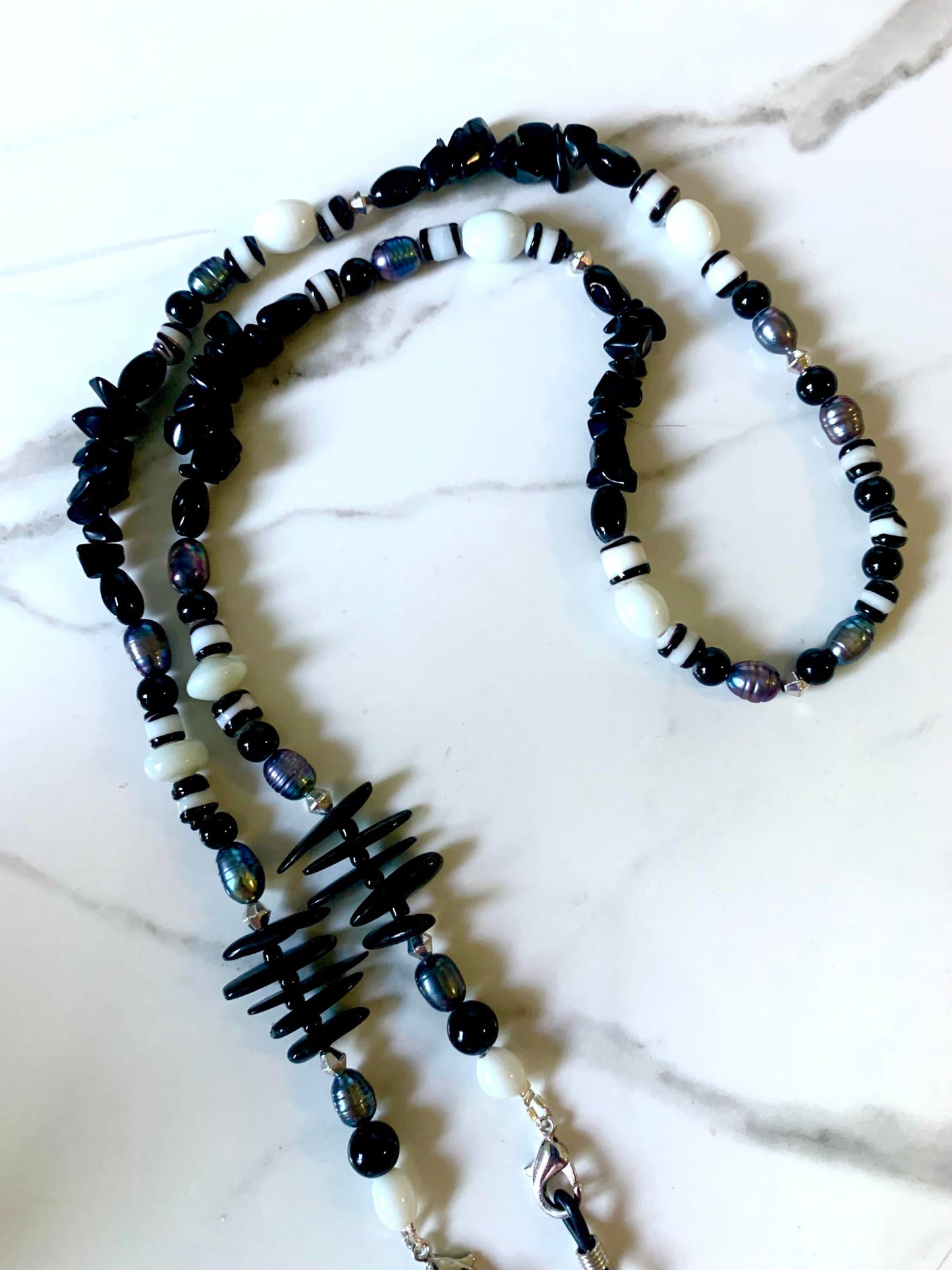 Black and white glasses chain (Cheryl Burss) – 2