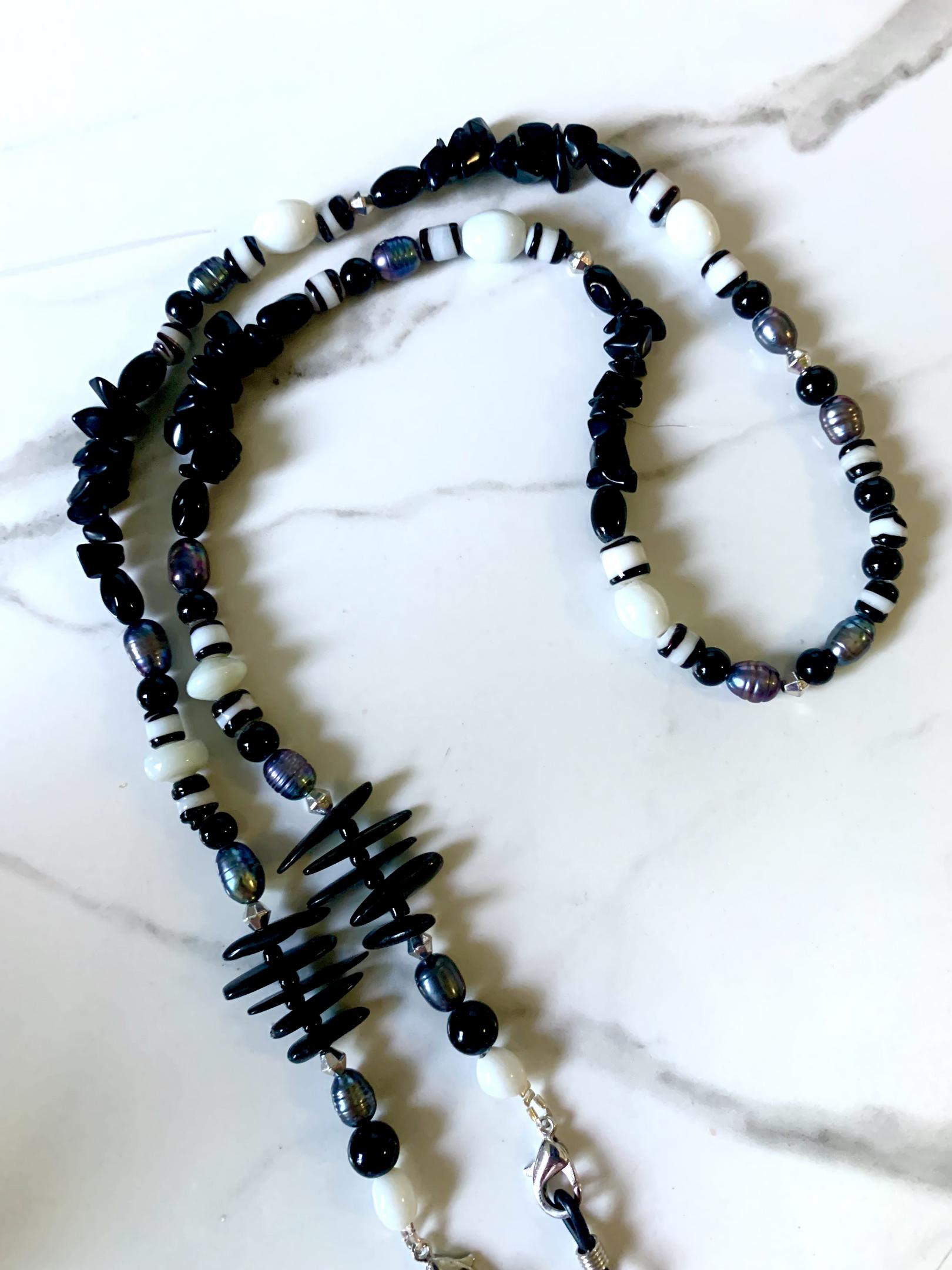 Black and white glasses chain (Cheryl Burss) – 2
