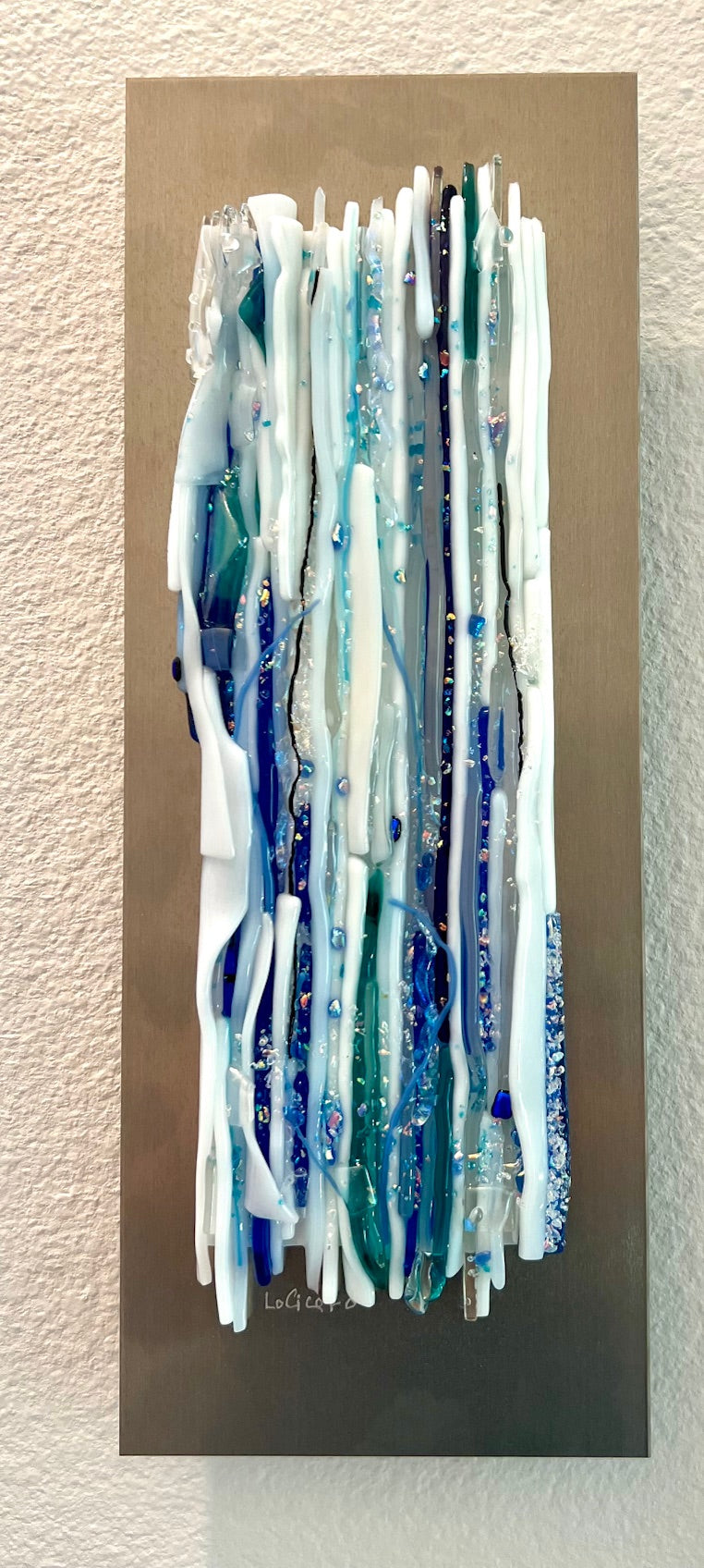 "Ice" Glass Wall Panel Blue + White (Debbi LoCicero) – 2