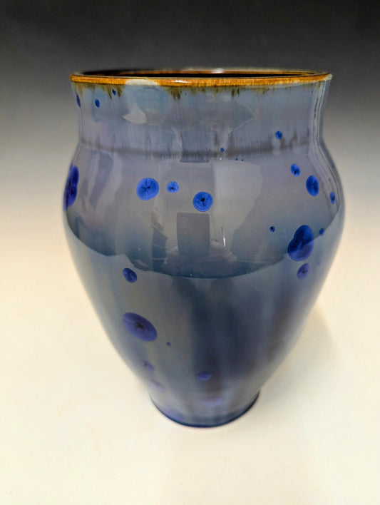 Crystaline glazed ceramic vessel (Roark Shirley) – 2
