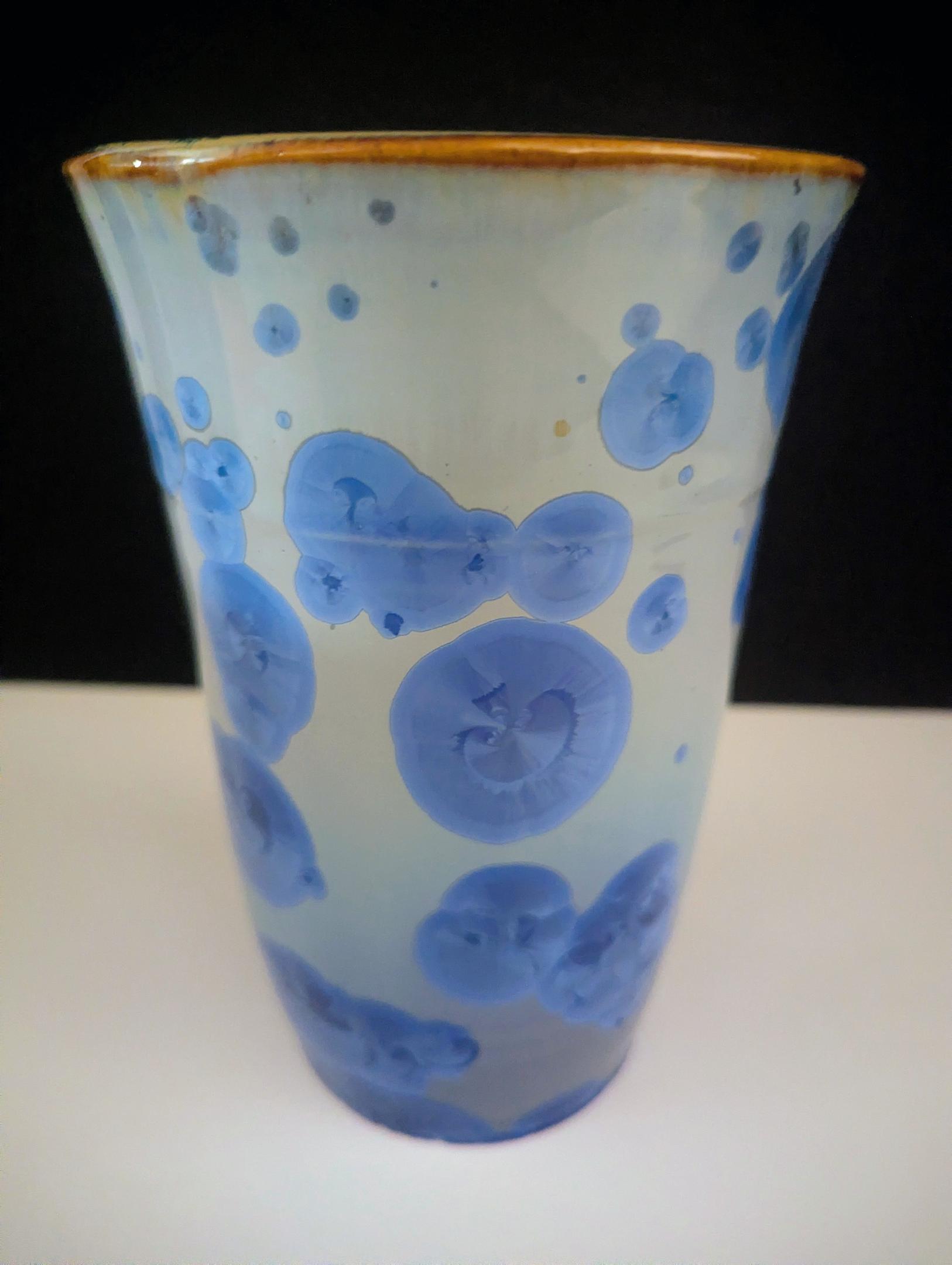 porcelain vase with cobalt crystals (Roark Shirley) – 2
